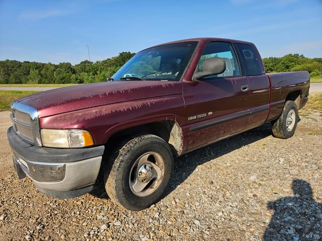 Image of Dodge Ram 1500 equipment image 2