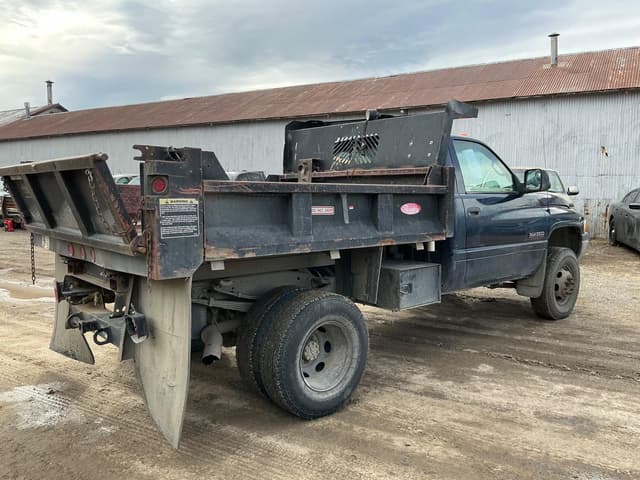 Image of Dodge Ram 3500 equipment image 4