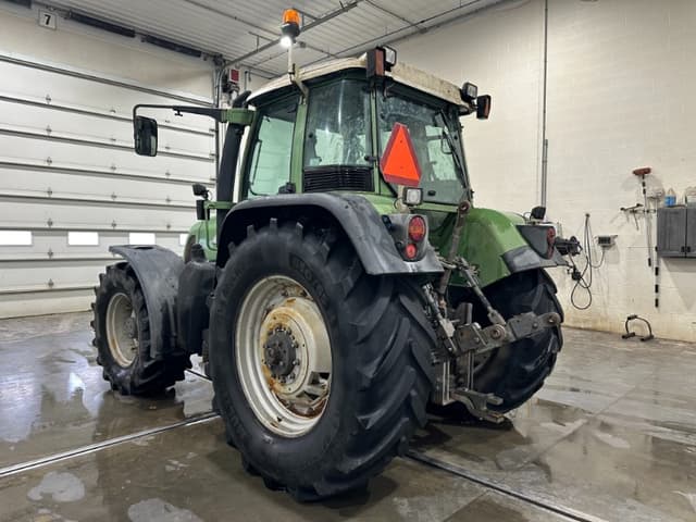Image of Fendt 712 Vario equipment image 2