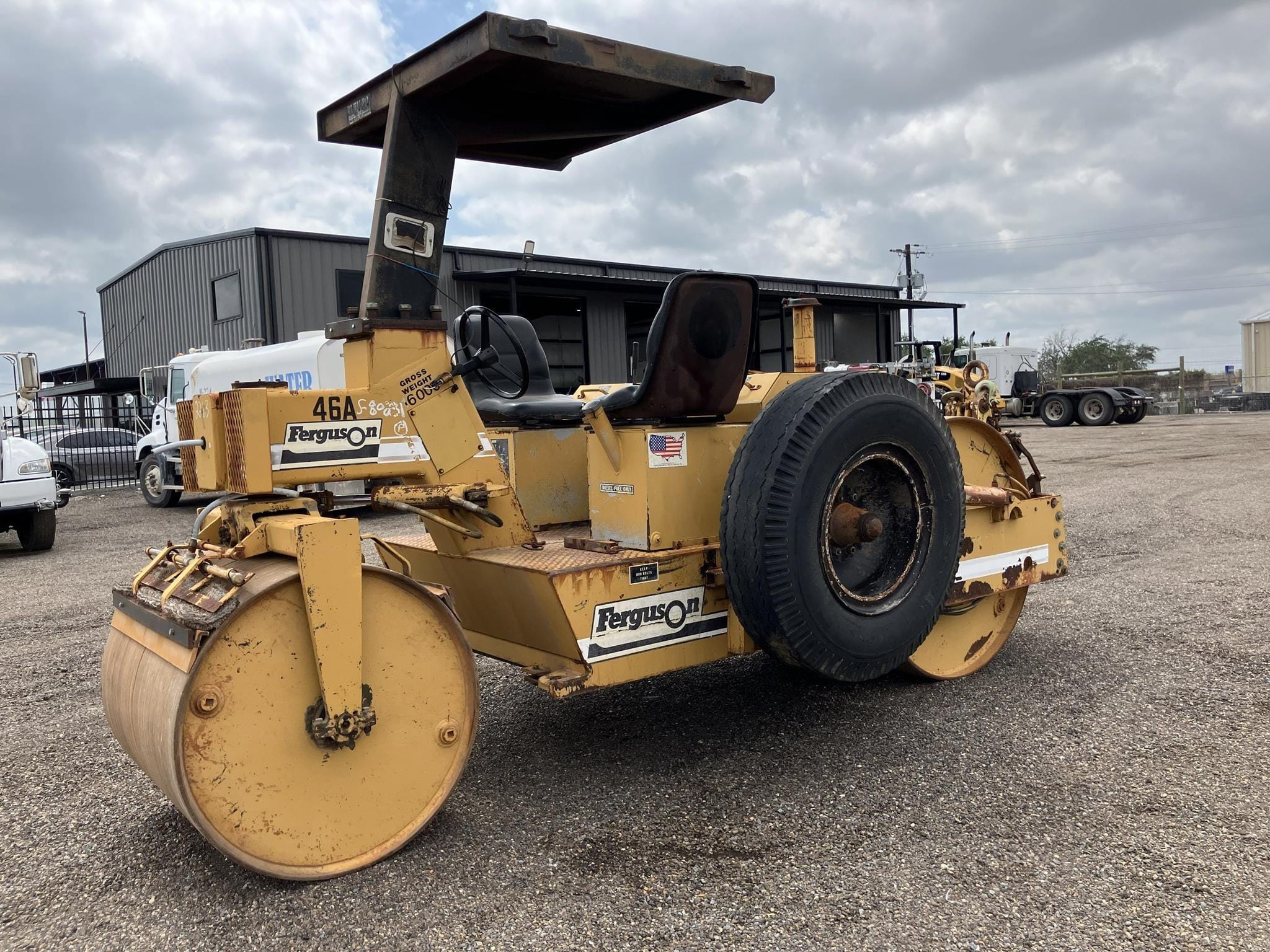 2001 Ferguson 46A Equipment Image0