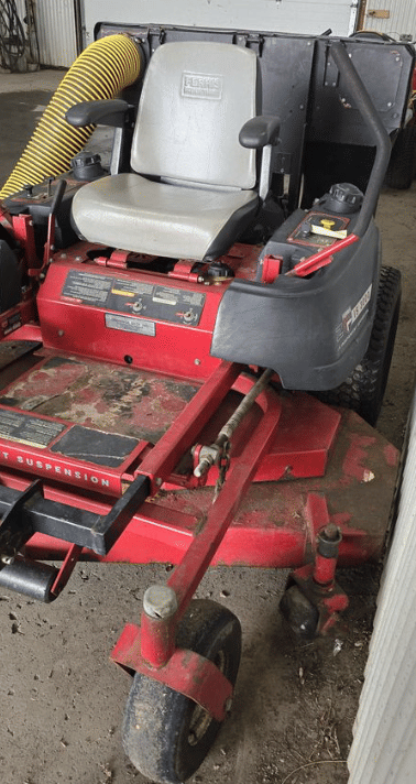 Image of Ferris IS3300Z equipment image 2