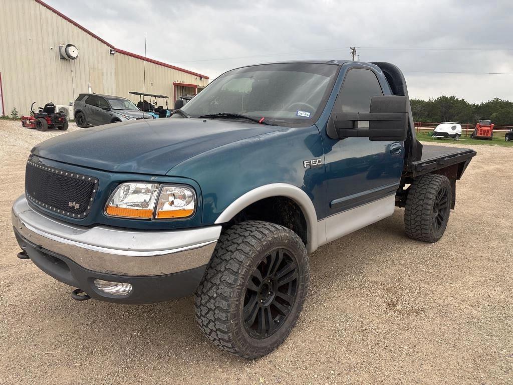 Image of Ford F-150 Primary image