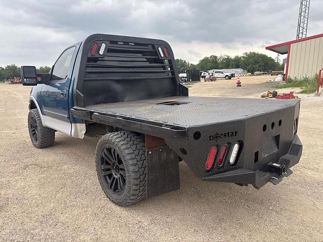 Image of Ford F-150 equipment image 2