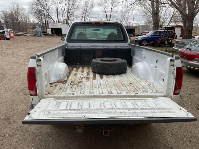 Image of Ford F-150 equipment image 4