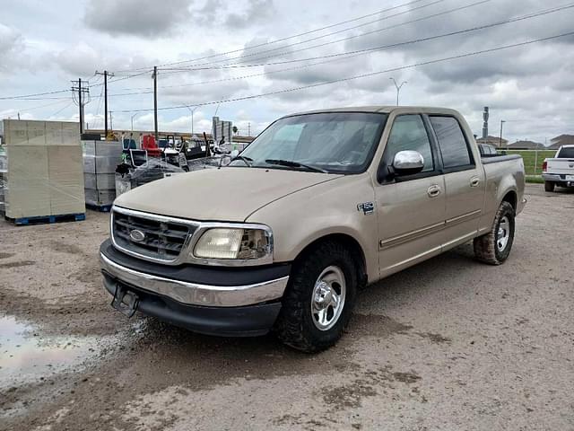 Image of Ford F-150 equipment image 1