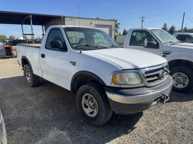 Image of Ford F-150 equipment image 4