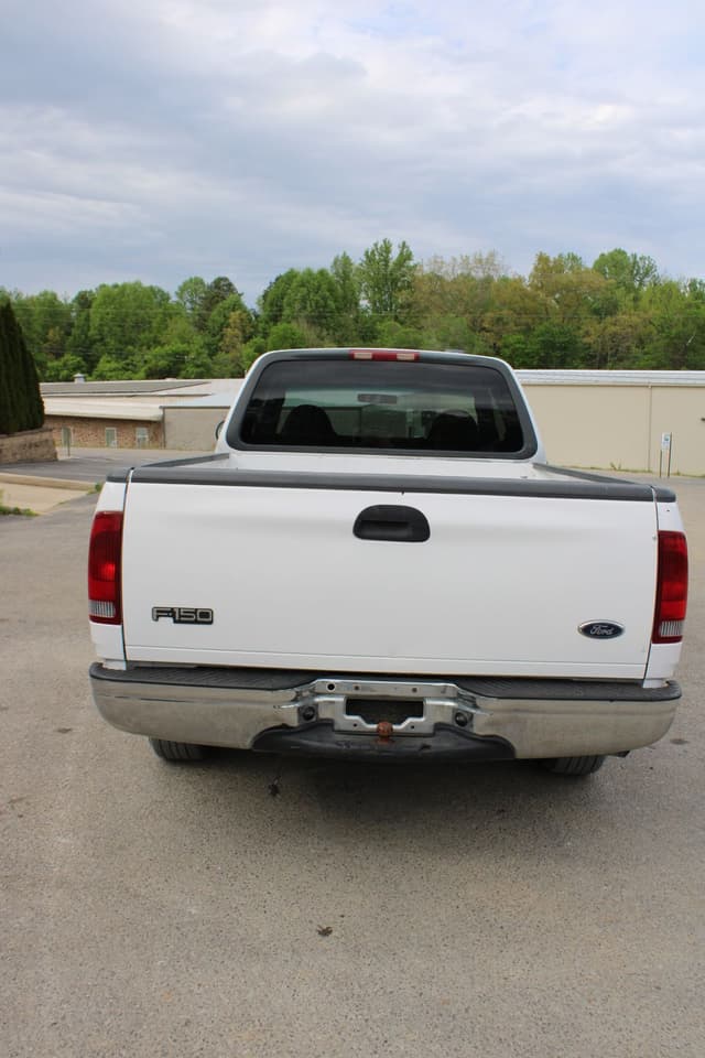 Image of Ford F-150 equipment image 3