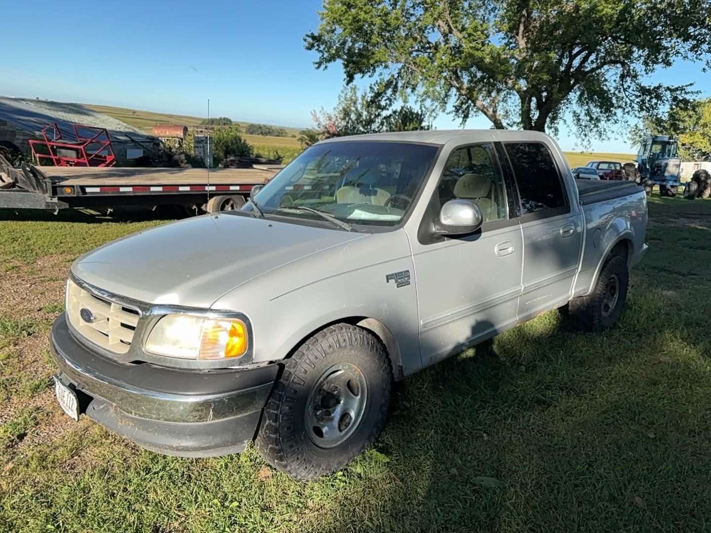 2001 Ford F-150 Equipment Image0