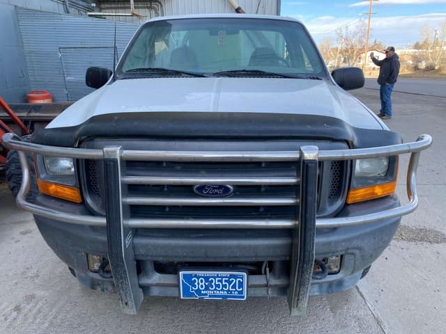 Image of Ford F-250 equipment image 1