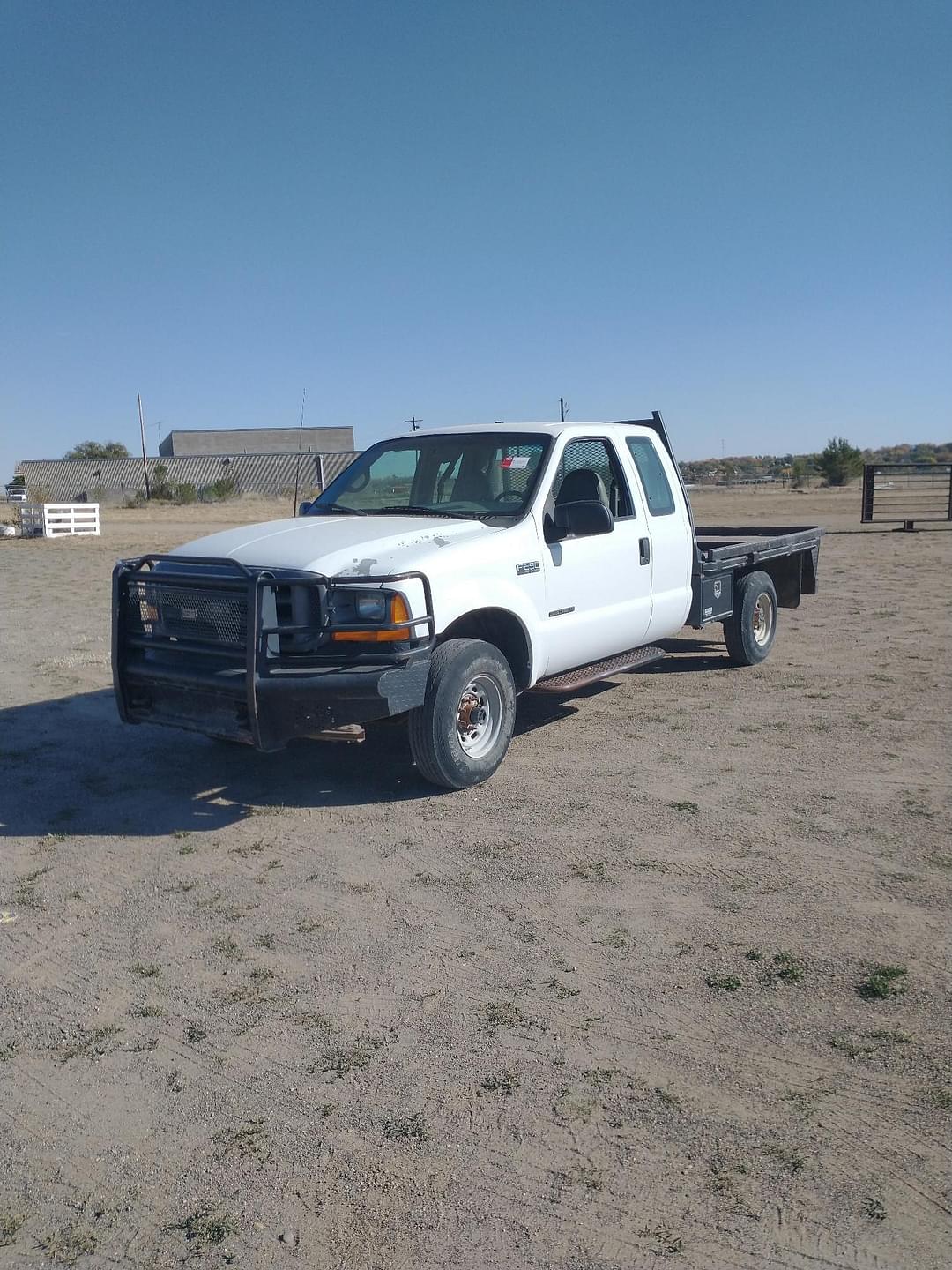 Image of Ford F-250 Primary image