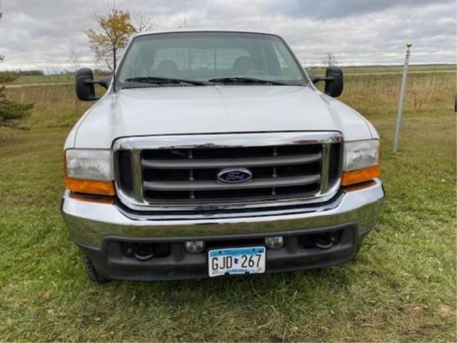 Image of Ford F-250 equipment image 2