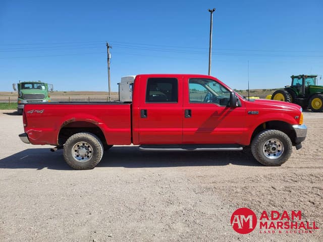 Image of Ford F-250 equipment image 2