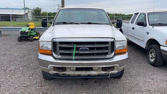 Image of Ford F-250 equipment image 1