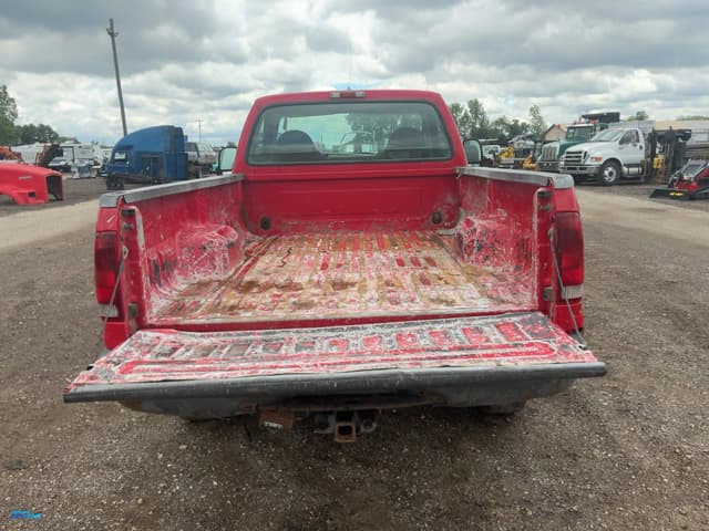 Image of Ford F-250 equipment image 4