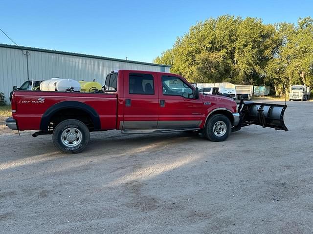 Image of Ford F-250 equipment image 4