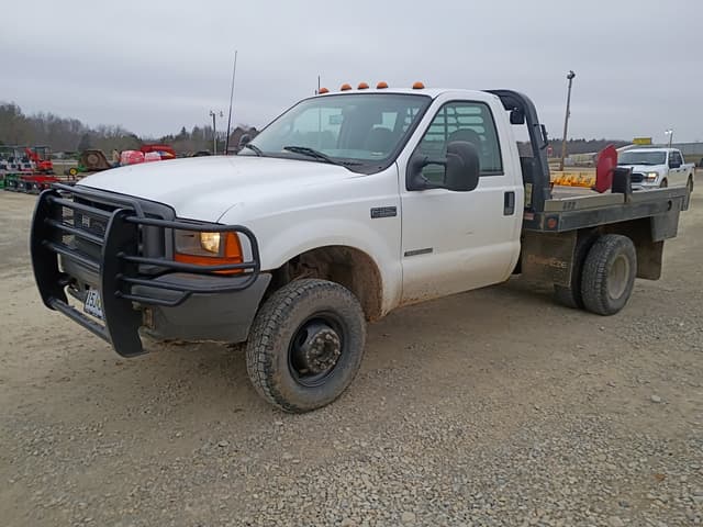 Image of Ford F-350 equipment image 1