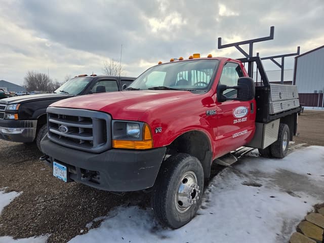 Image of Ford F-350 equipment image 1
