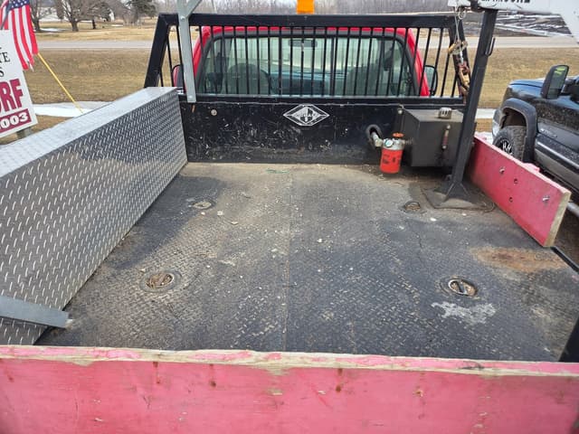 Image of Ford F-350 equipment image 4