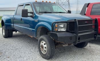2001 Ford F-350 Equipment Image0