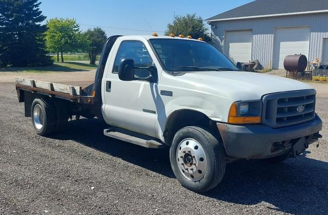 Image of Ford F-450 equipment image 1