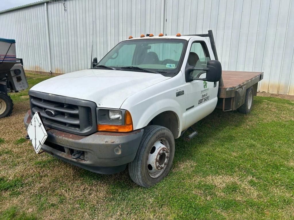 2001 Ford F-450 Equipment Image0