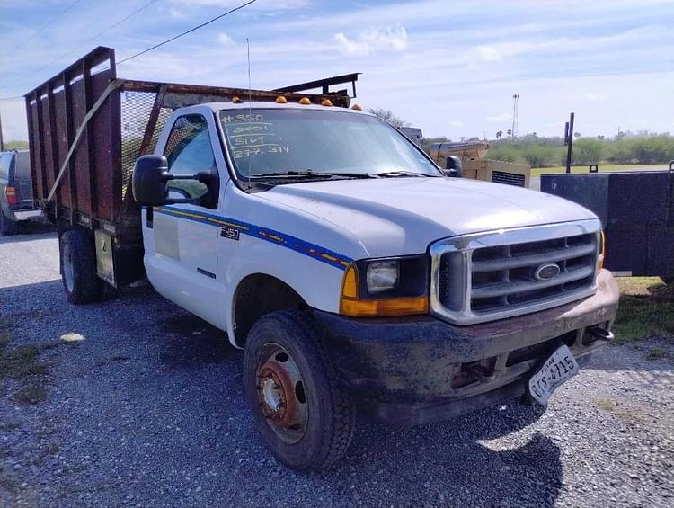 2001 Ford F-450 Equipment Image0