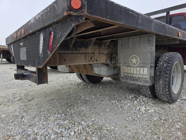 Image of Ford F-550 equipment image 4