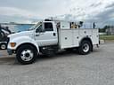 2001 Ford F-650 Image