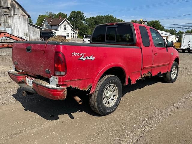 Image of Ford F-150 equipment image 4