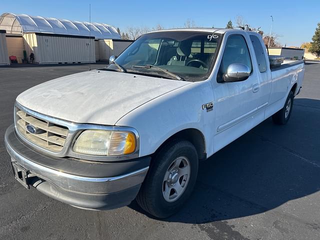 Image of Ford F-150 equipment image 1