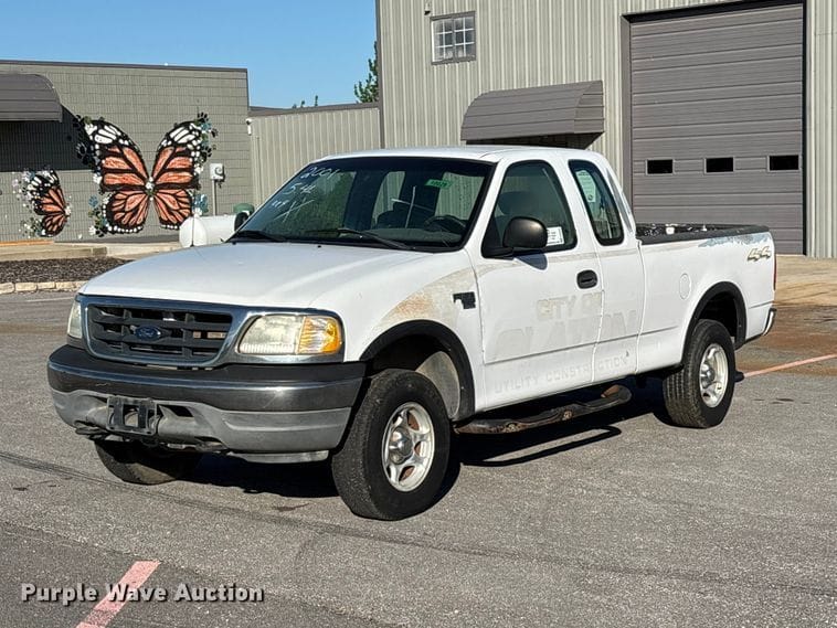 2001 Ford F-150 Equipment Image0