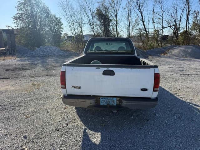 Image of Ford F-150 equipment image 3