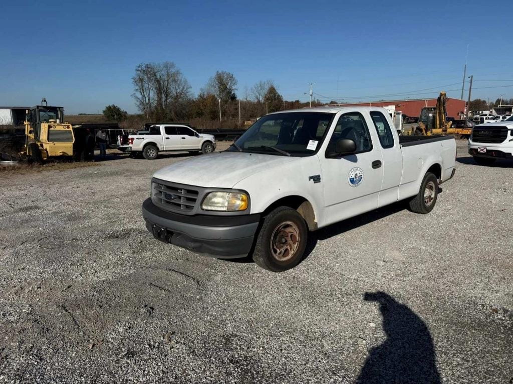 2001 Ford F-150 Equipment Image0