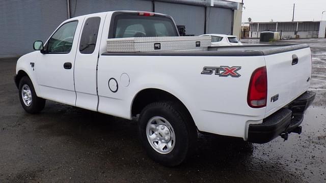 Image of Ford F-150 equipment image 3