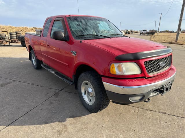 Image of Ford F-150 equipment image 2