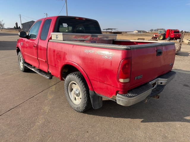 Image of Ford F-150 equipment image 4