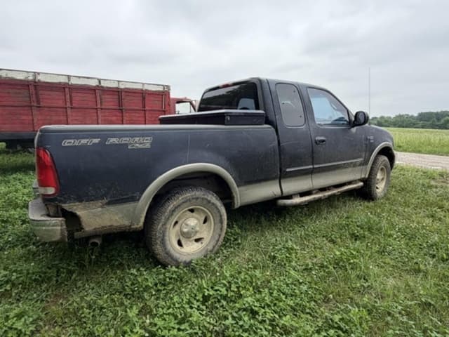 Image of Ford F-150 equipment image 4