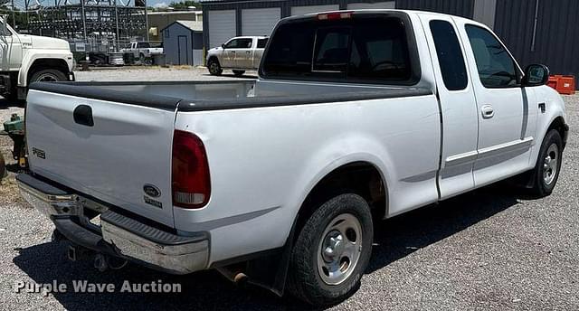Image of Ford F-150 equipment image 3