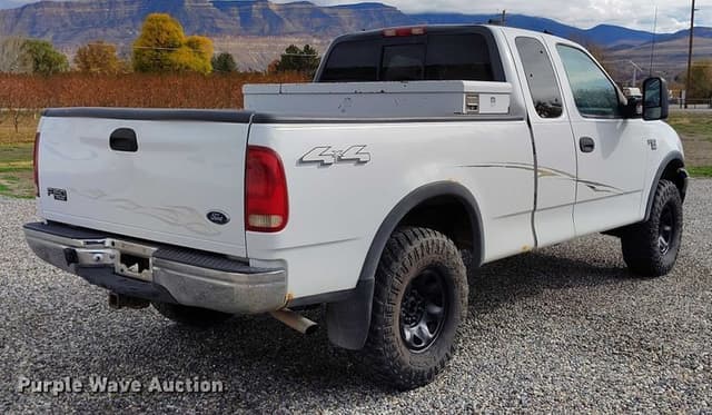 Image of Ford F-150 equipment image 4