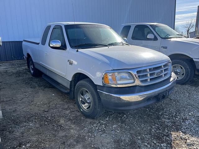 Image of Ford F-150 equipment image 1