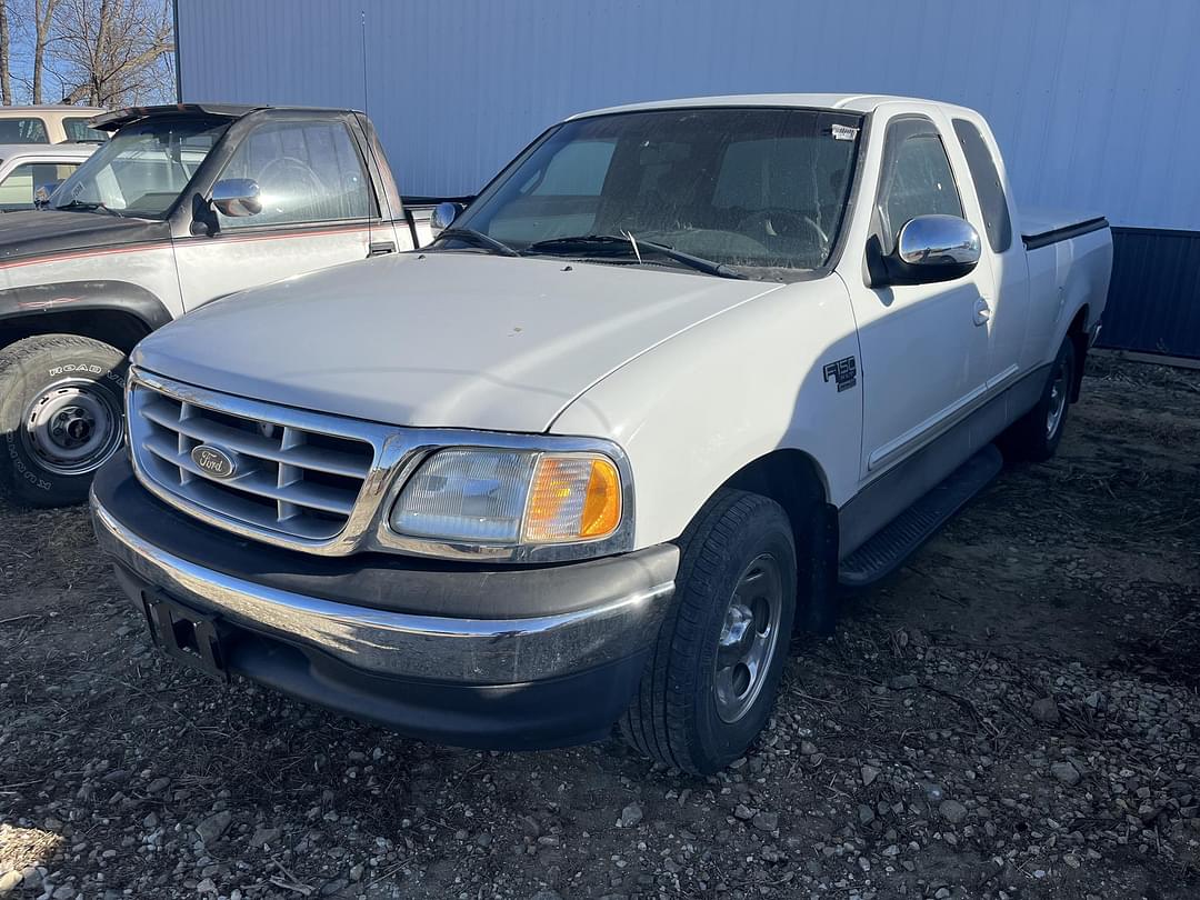 Image of Ford F-150 Primary image