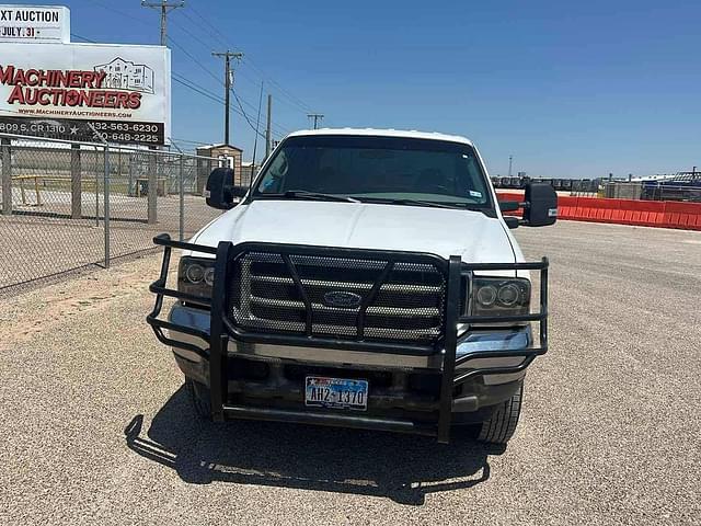 Image of Ford F-250 equipment image 1