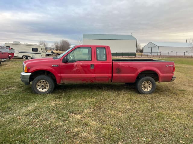 Image of Ford F-250 equipment image 1