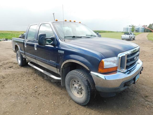 Image of Ford F-250 equipment image 1