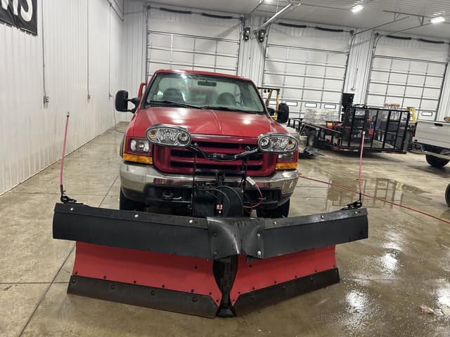 Image of Ford F-250 equipment image 1