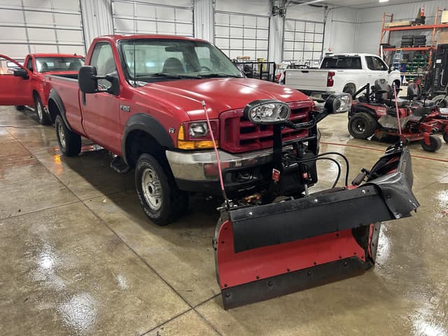 Image of Ford F-250 equipment image 2