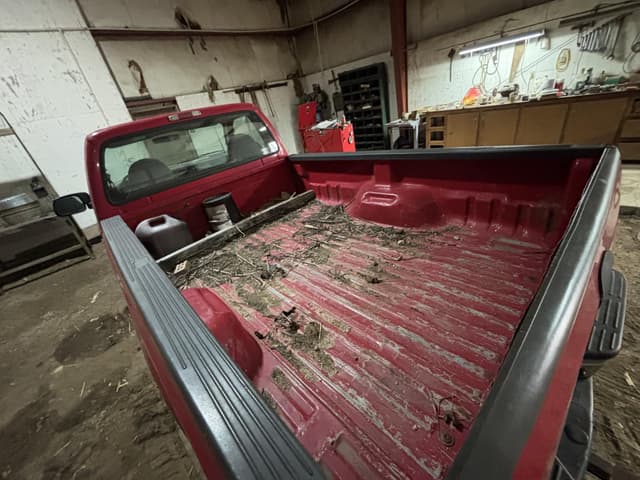 Image of Ford F-250 equipment image 3