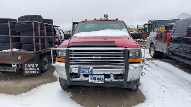 Image of Ford F-250 equipment image 1