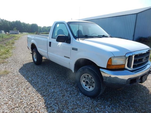 Image of Ford F-250 equipment image 3