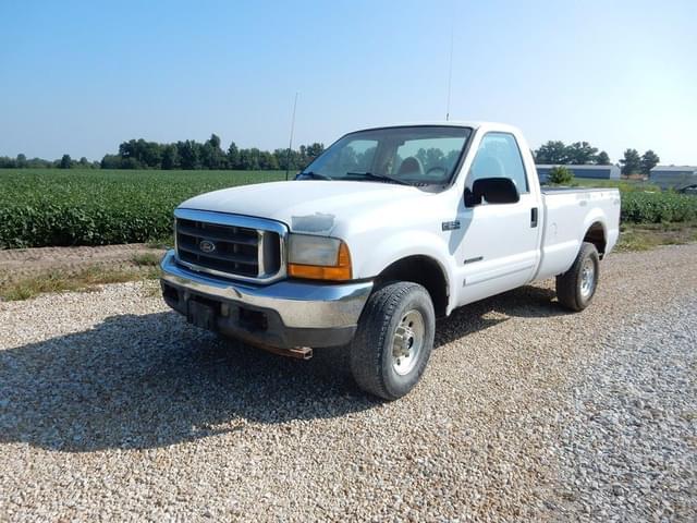 Image of Ford F-250 equipment image 1